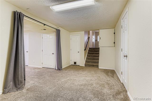 495 Ridgeglen Way