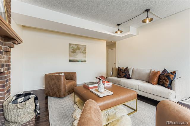 495 Ridgeglen Way