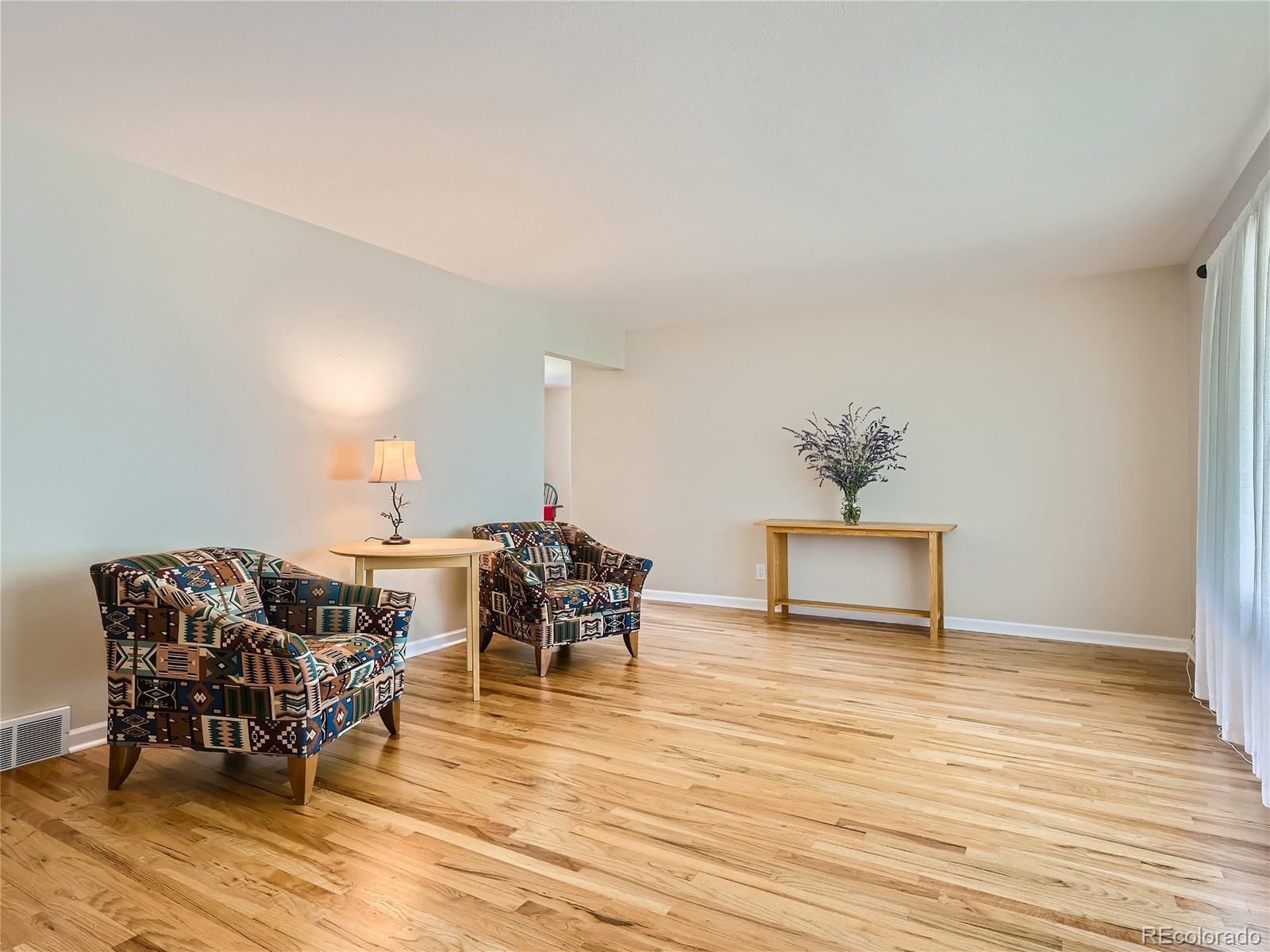 3930 E Costilla Place