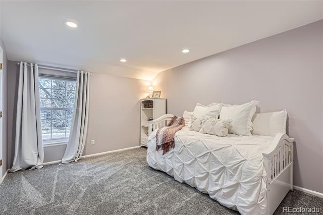 7823 S Locust Court
