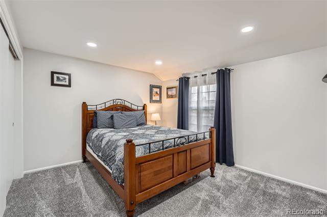 7823 S Locust Court