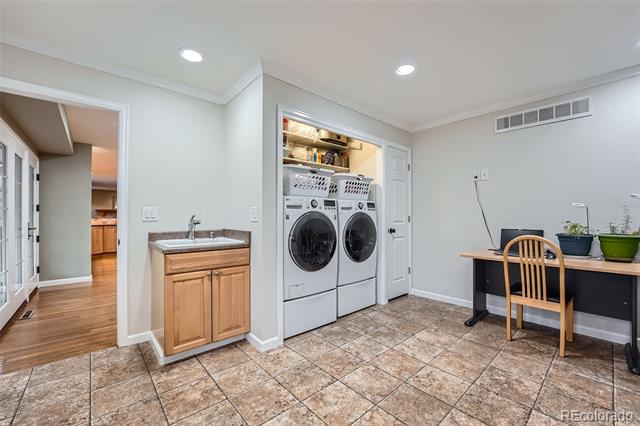 7823 S Locust Court