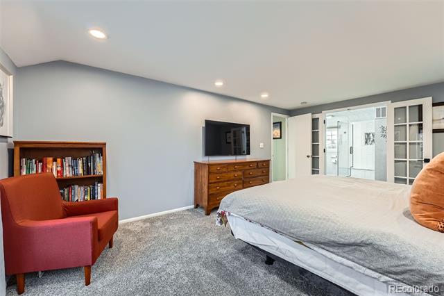 7823 S Locust Court