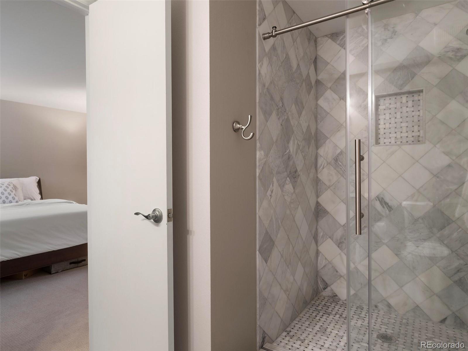 6230 E Long Circle S