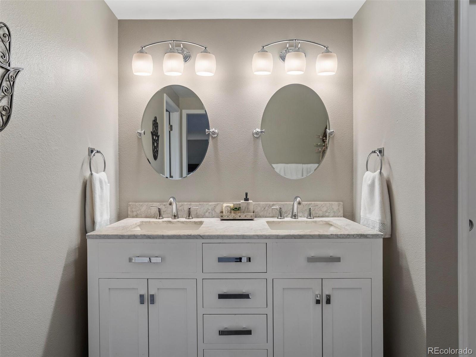 6230 E Long Circle S