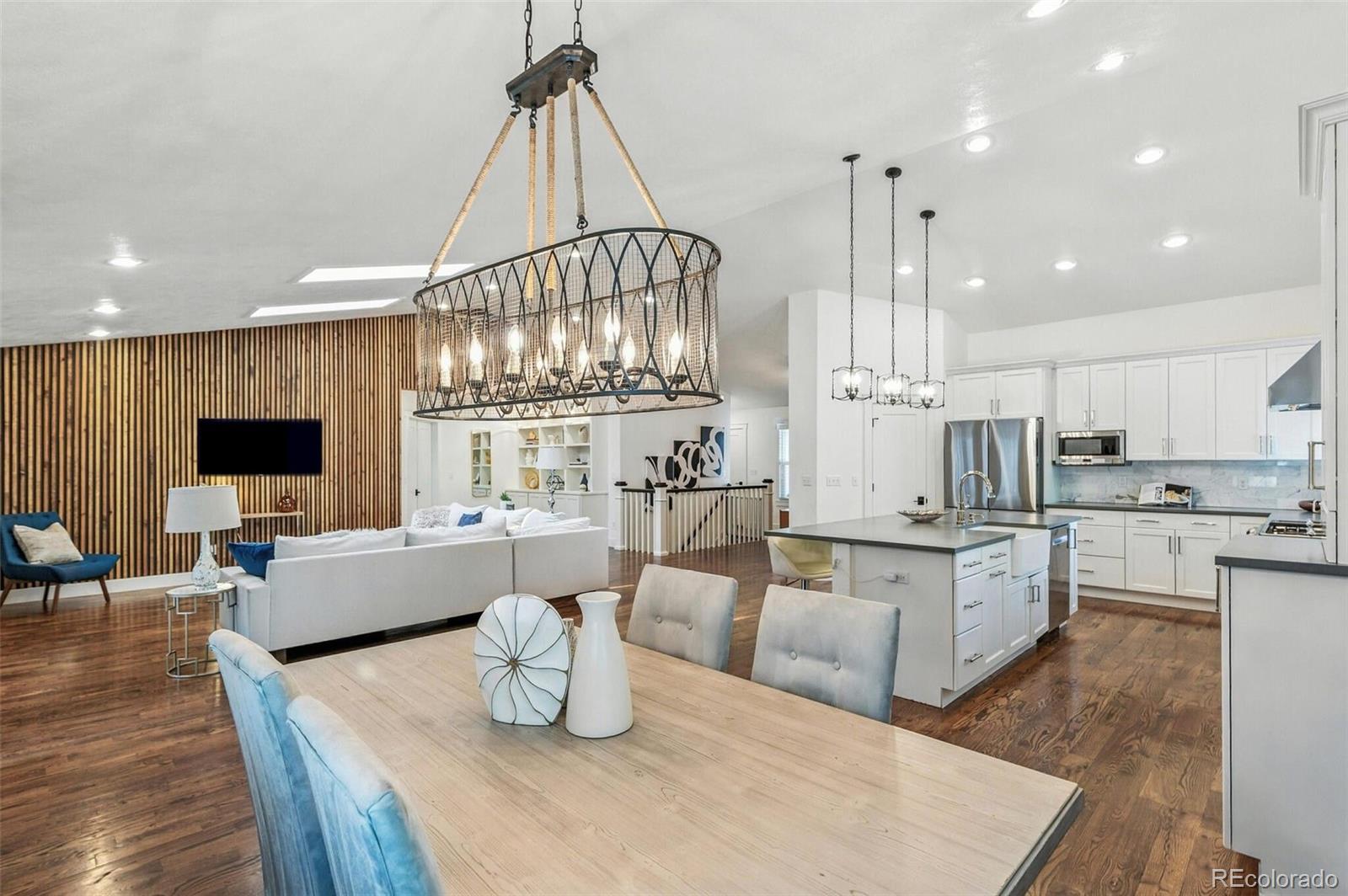 8230 S Kearney Street