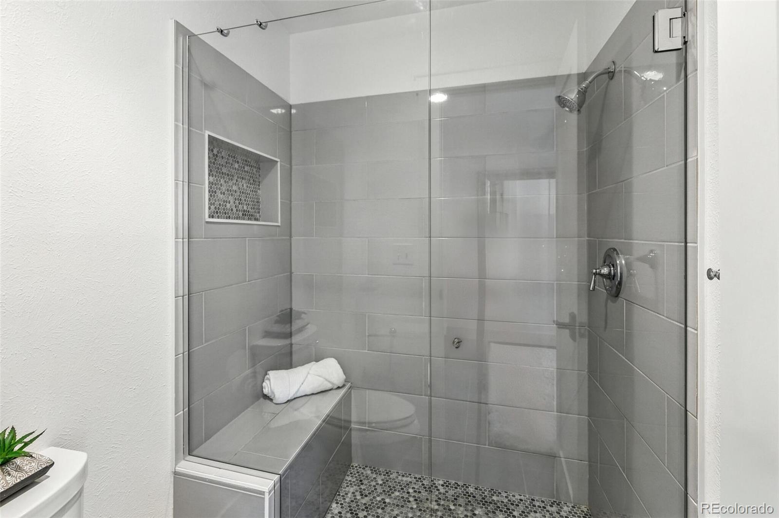 8230 S Kearney Street