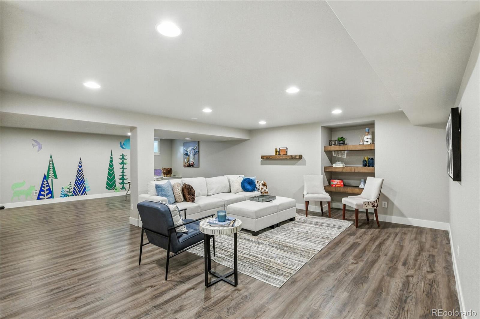 8230 S Kearney Street