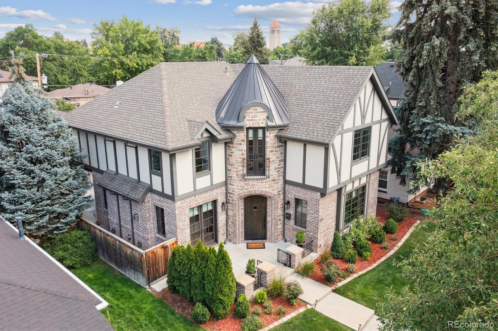 1124 S Saint Paul Street