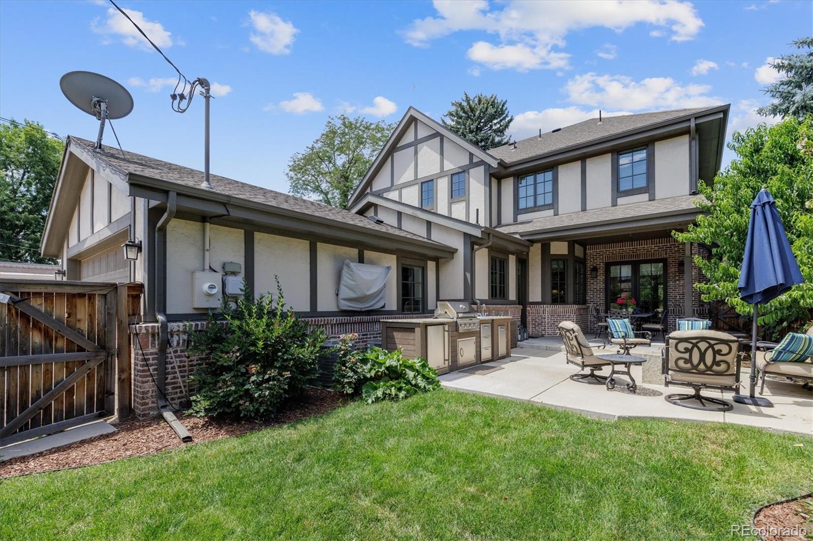 1124 S Saint Paul Street