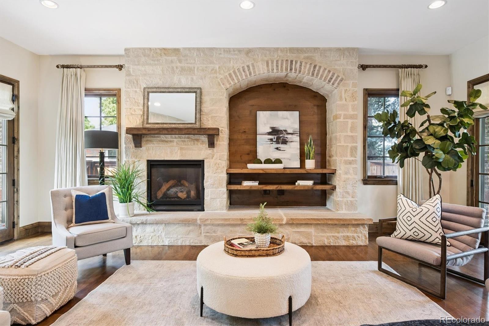 1124 S Saint Paul Street