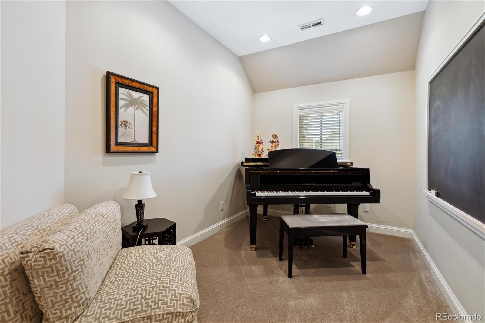 1124 S Saint Paul Street