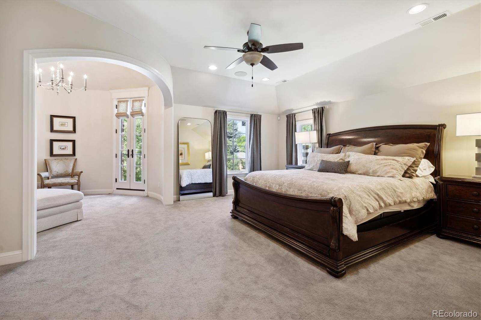 1124 S Saint Paul Street