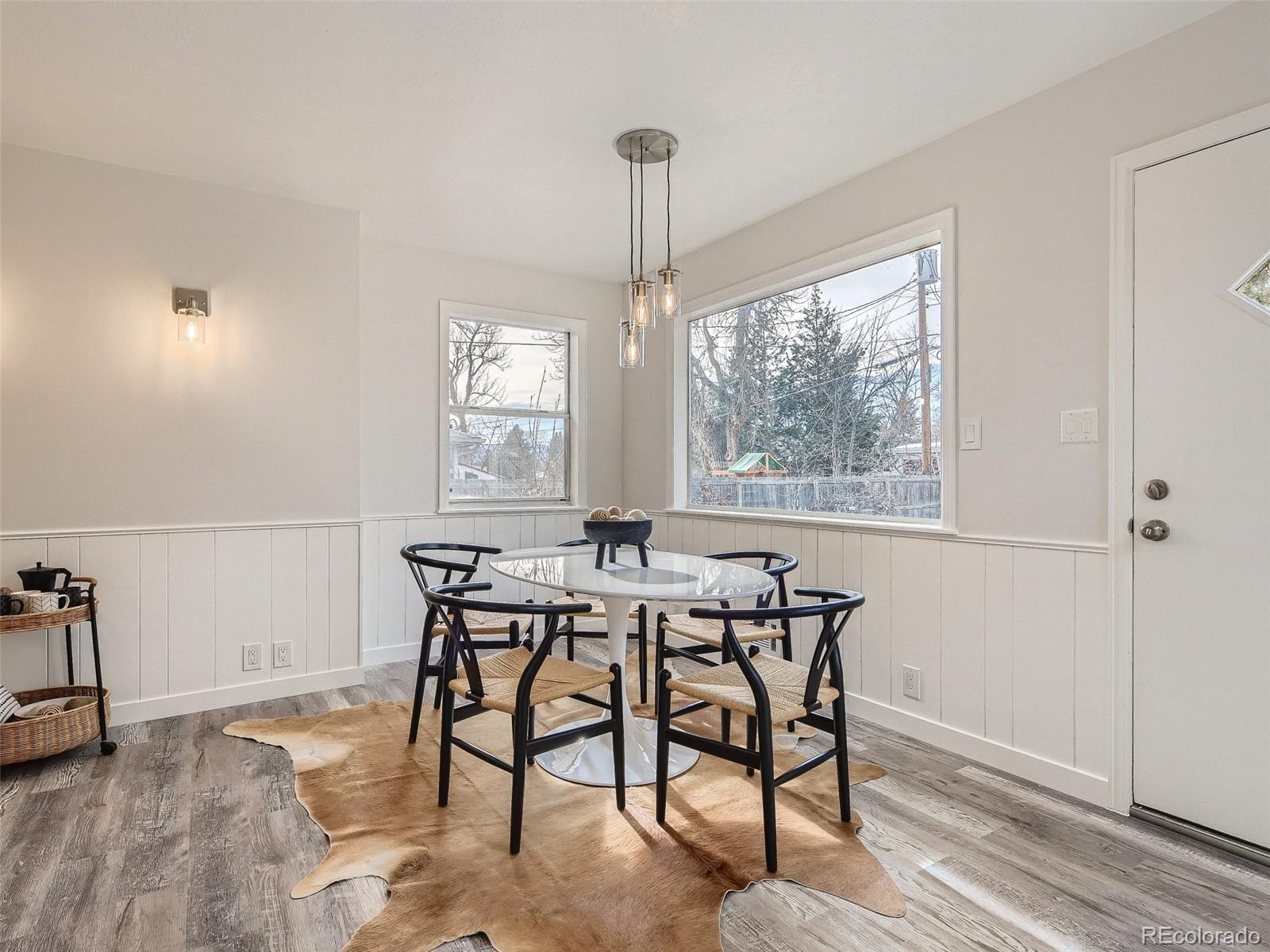 633 W Longview Avenue