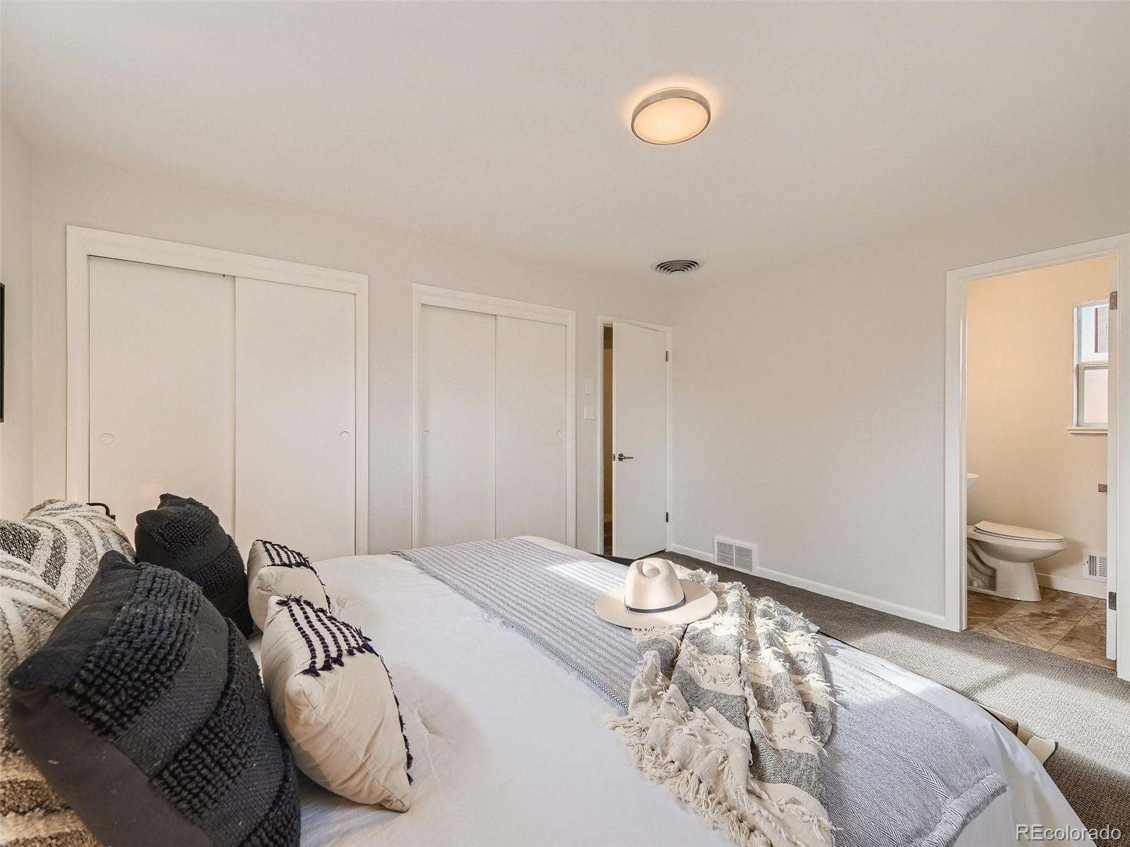 633 W Longview Avenue