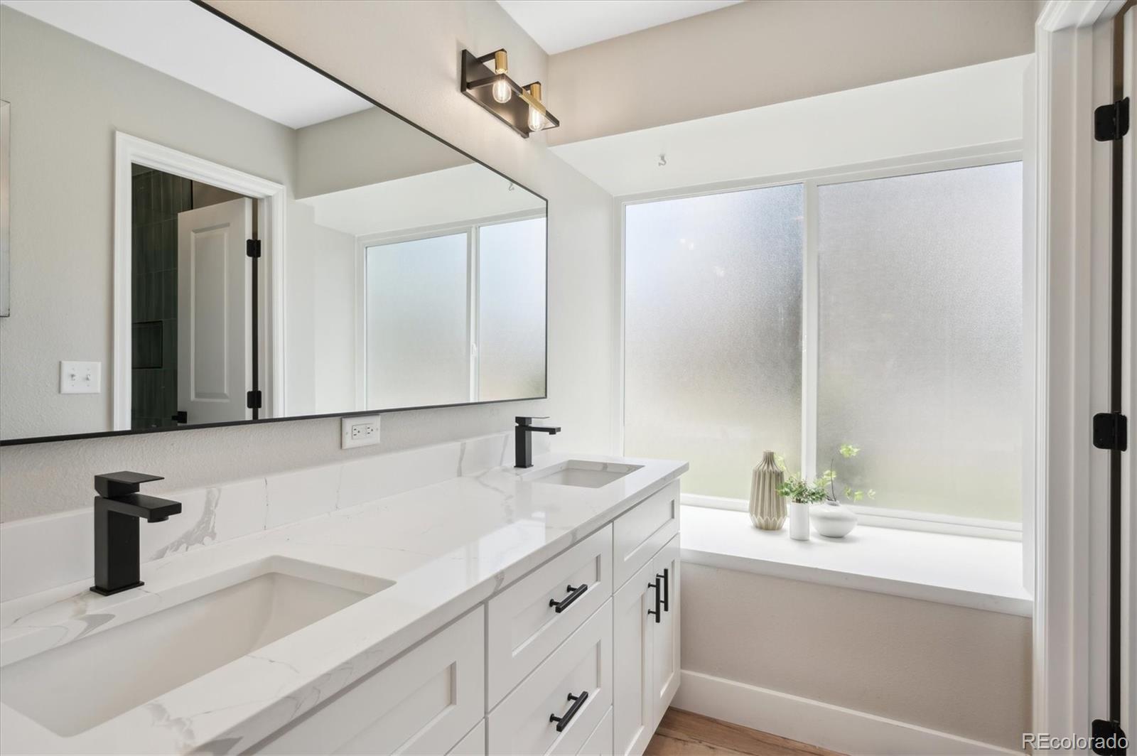 7038 S Fairfax Street