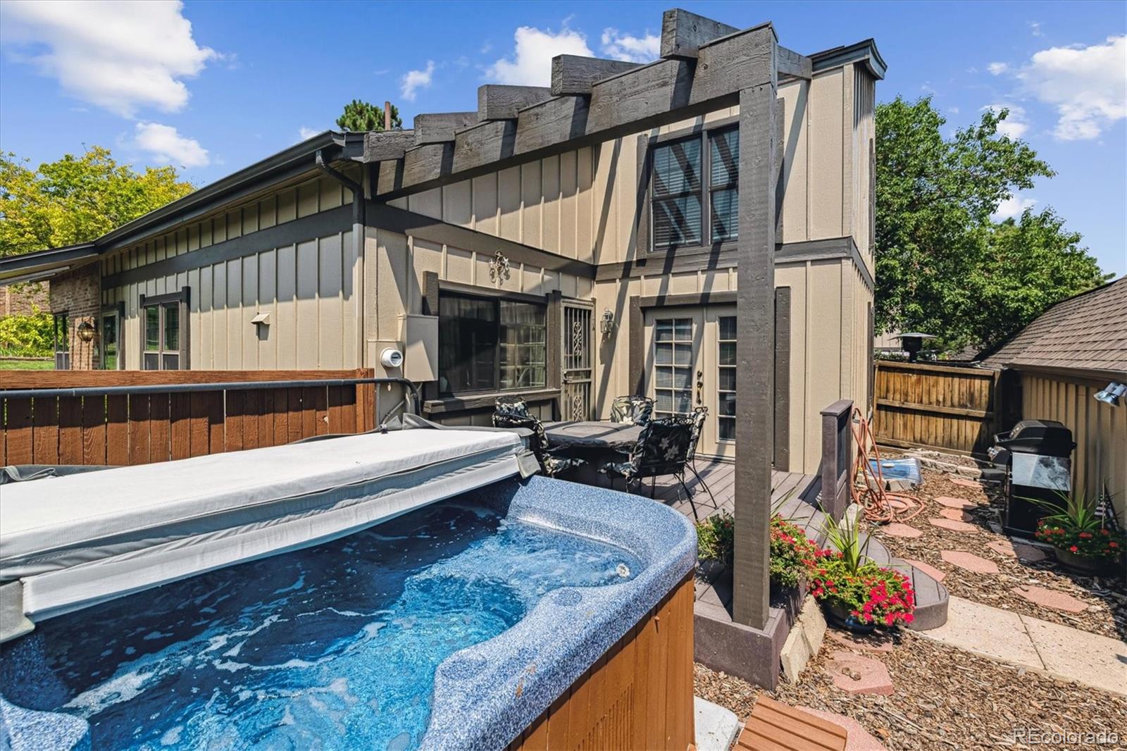 7976 E Phillips Circle