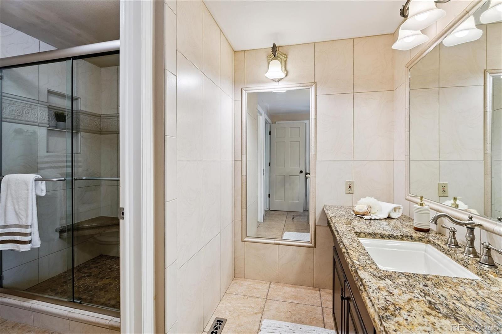 7976 E Phillips Circle