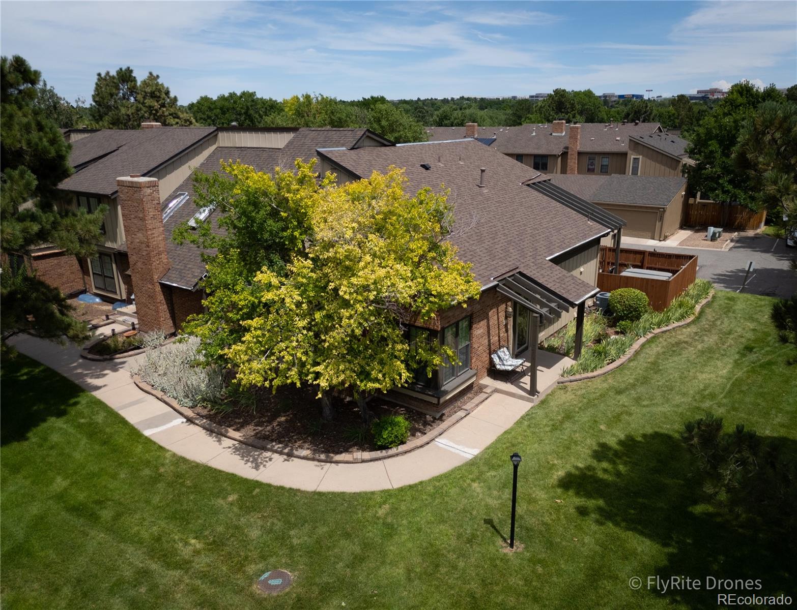 7976 E Phillips Circle