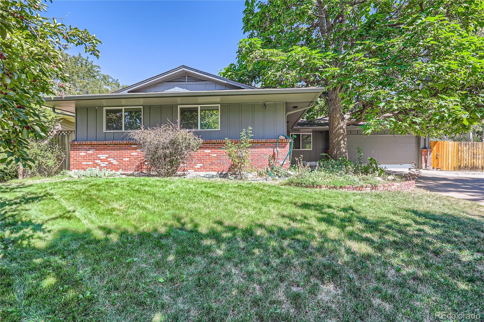 12283 E Arizona Avenue