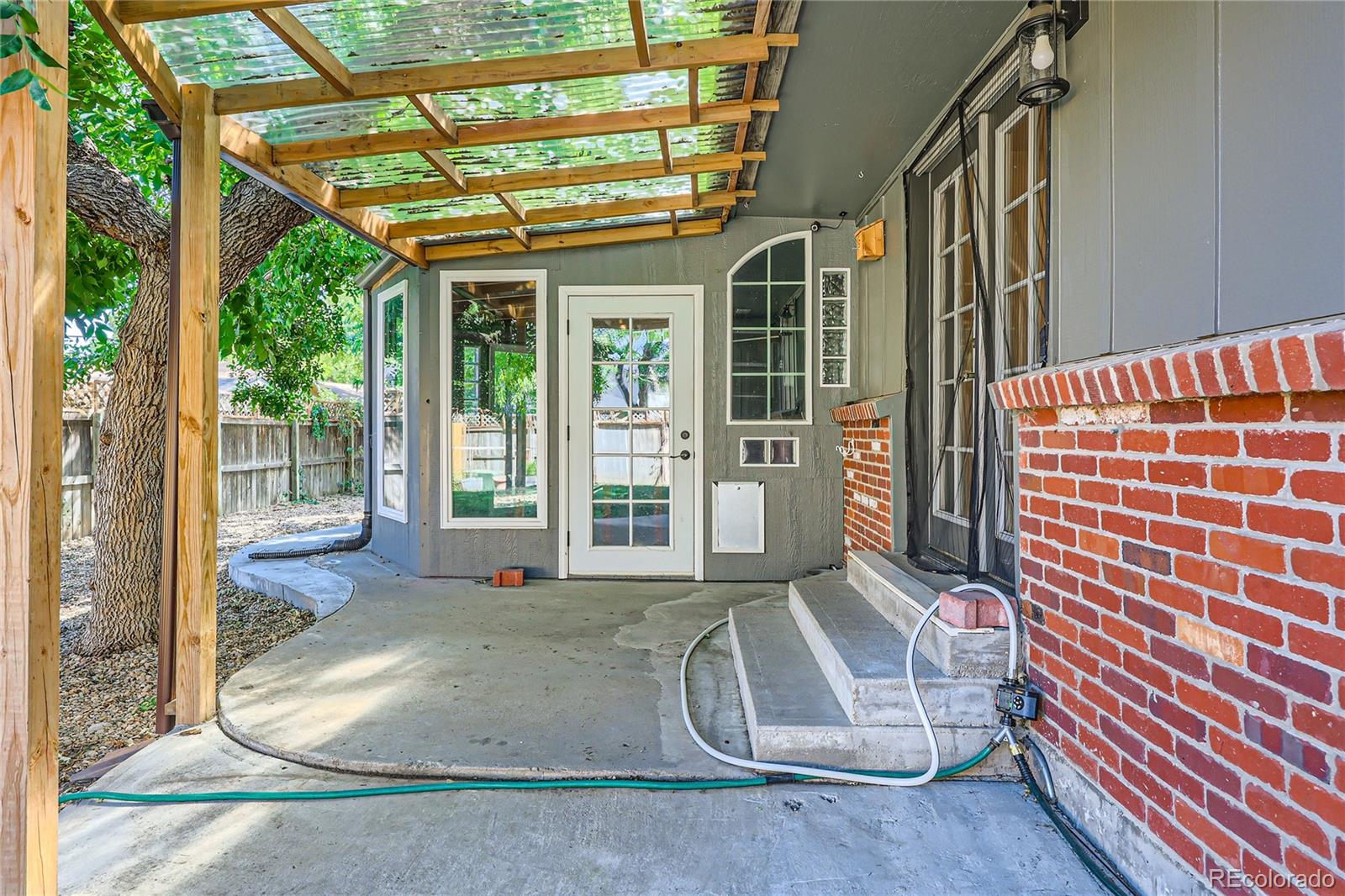 12283 E Arizona Avenue