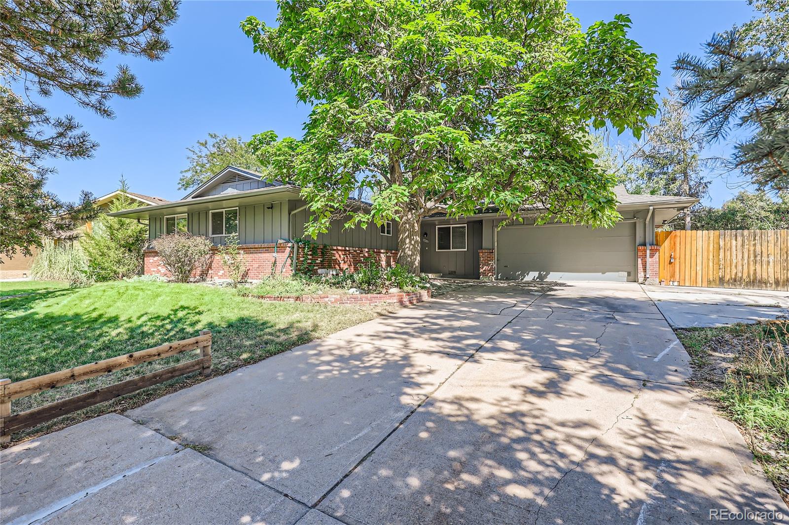 12283 E Arizona Avenue