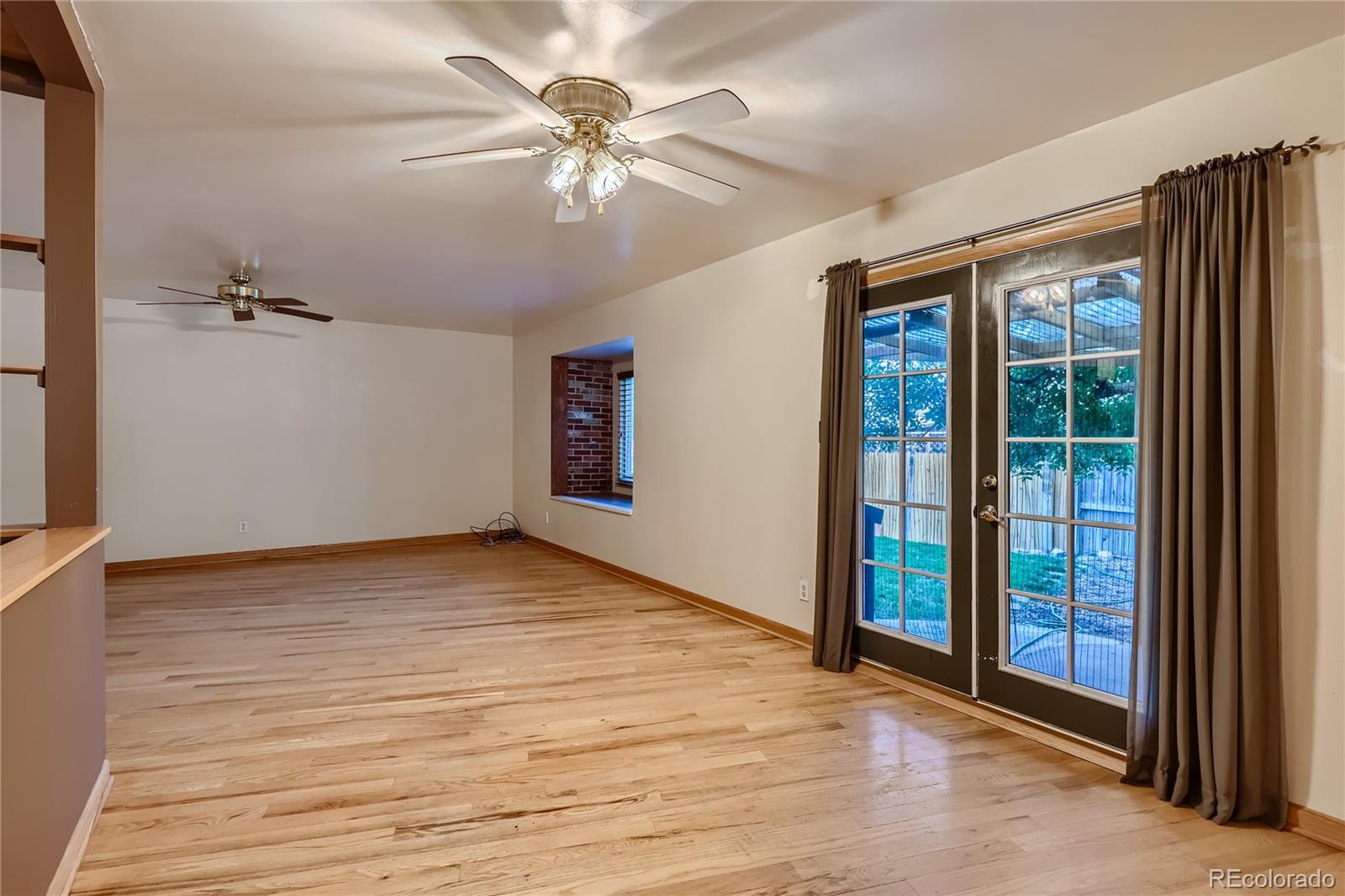 12283 E Arizona Avenue