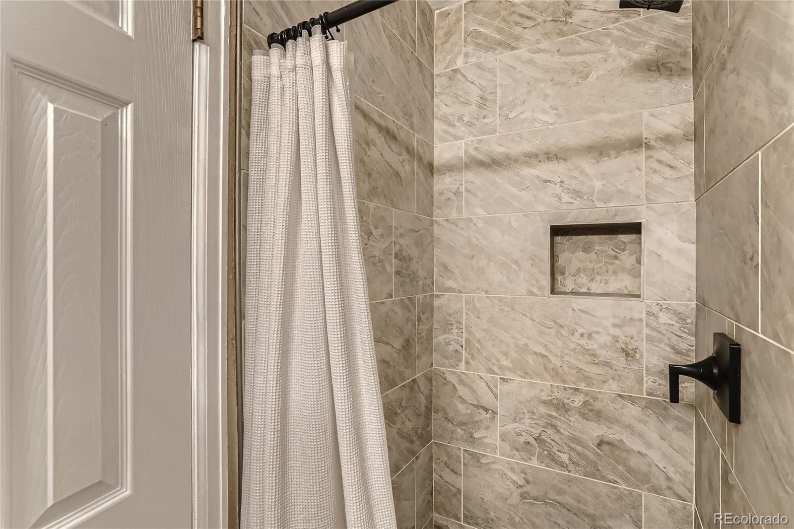 7048 S Fairfax Street