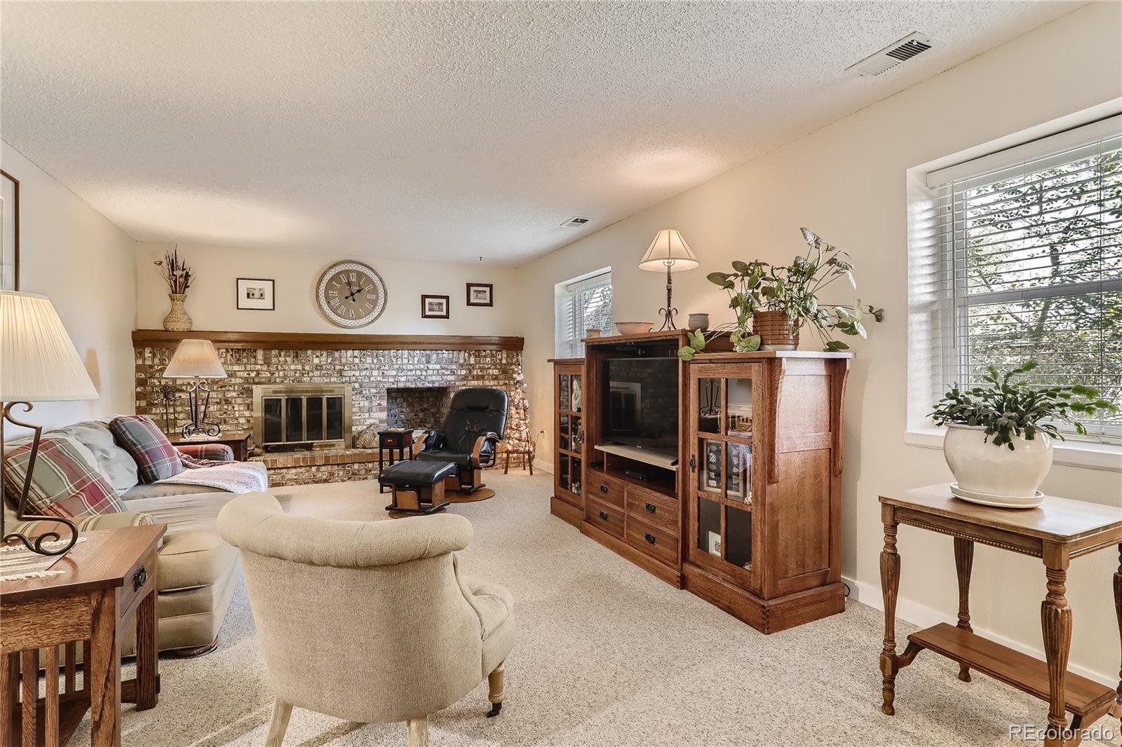 7048 S Fairfax Street