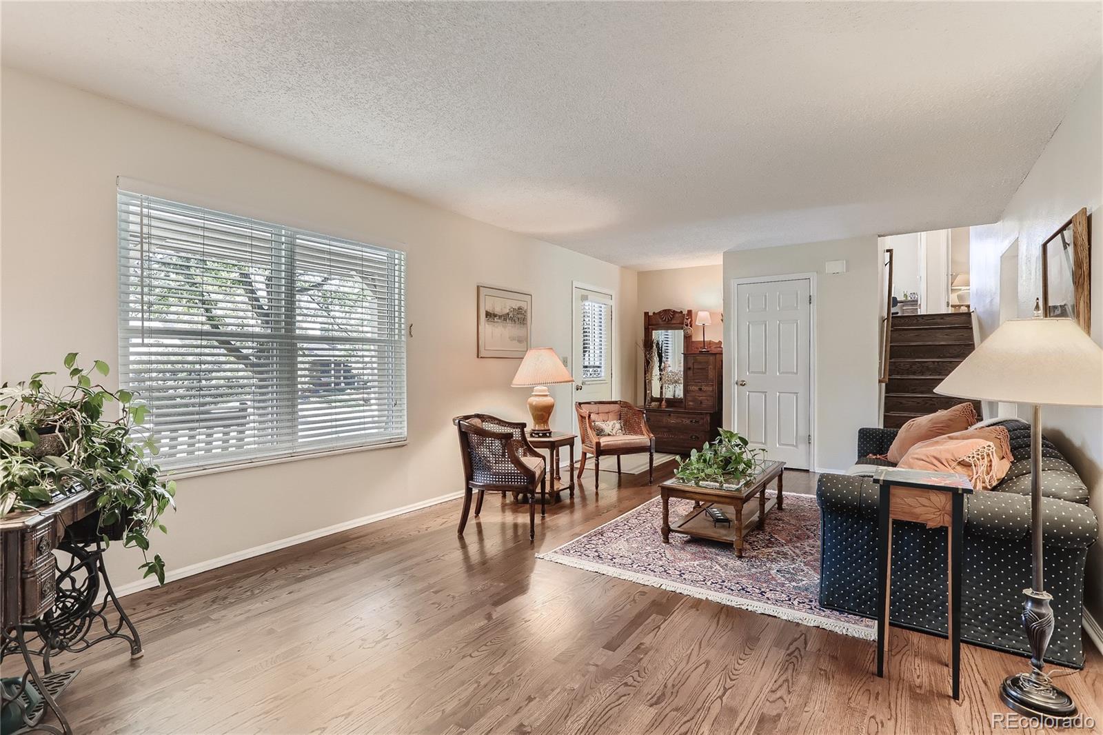 7048 S Fairfax Street