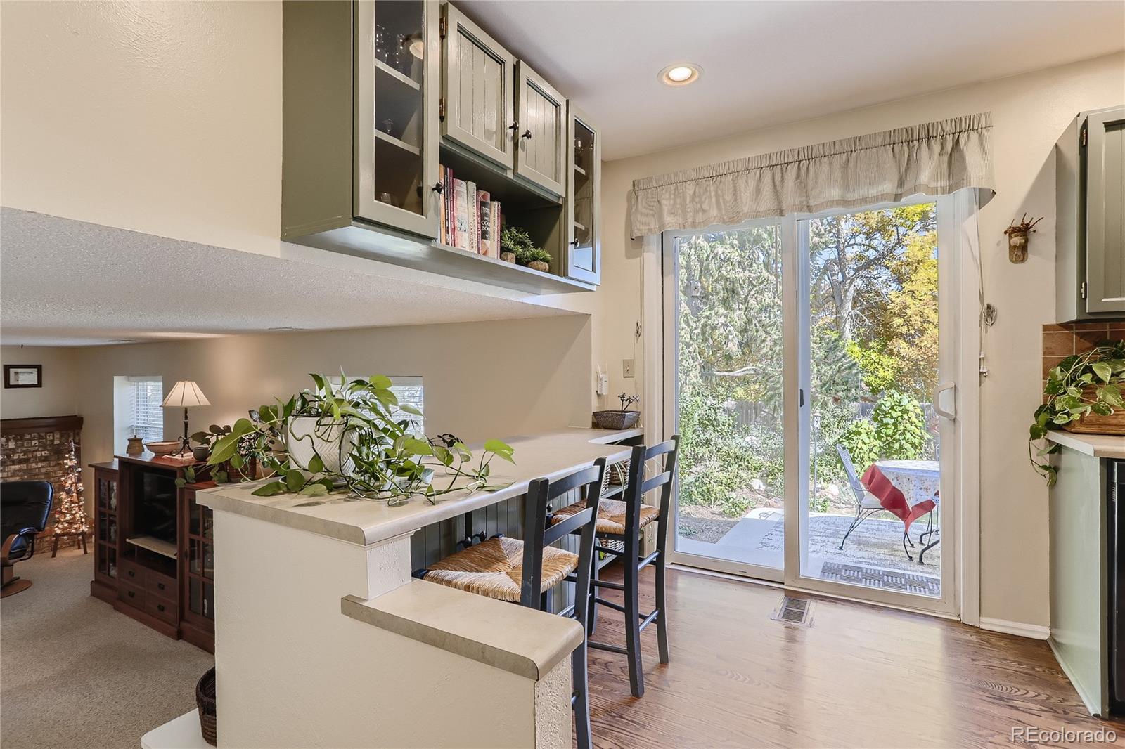 7048 S Fairfax Street