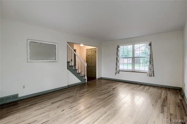 3320 S Locust Street