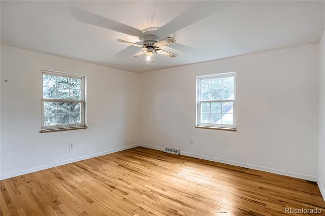 3320 S Locust Street