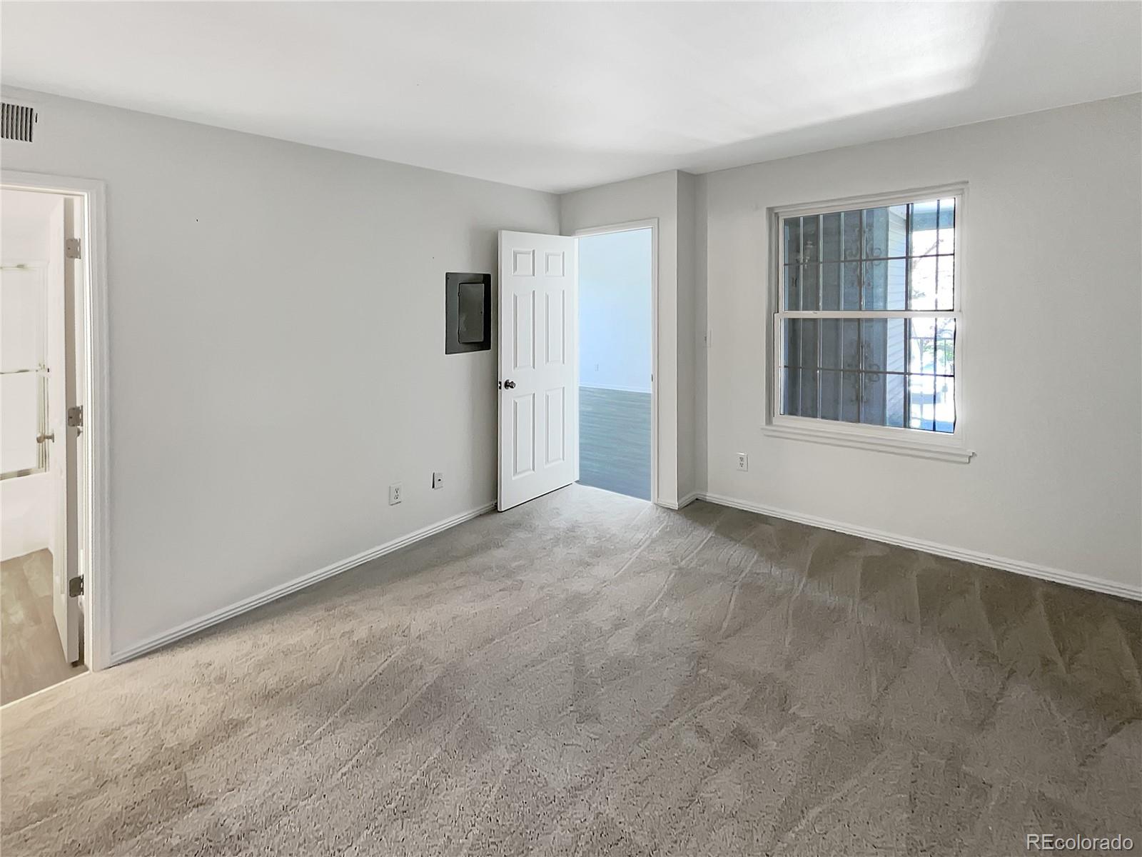 6731 S Ivy Way Unit: B4