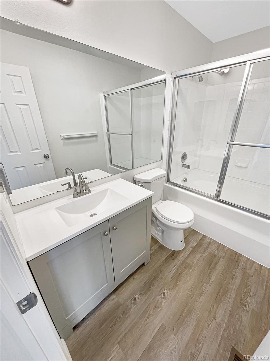 6731 S Ivy Way Unit: B4