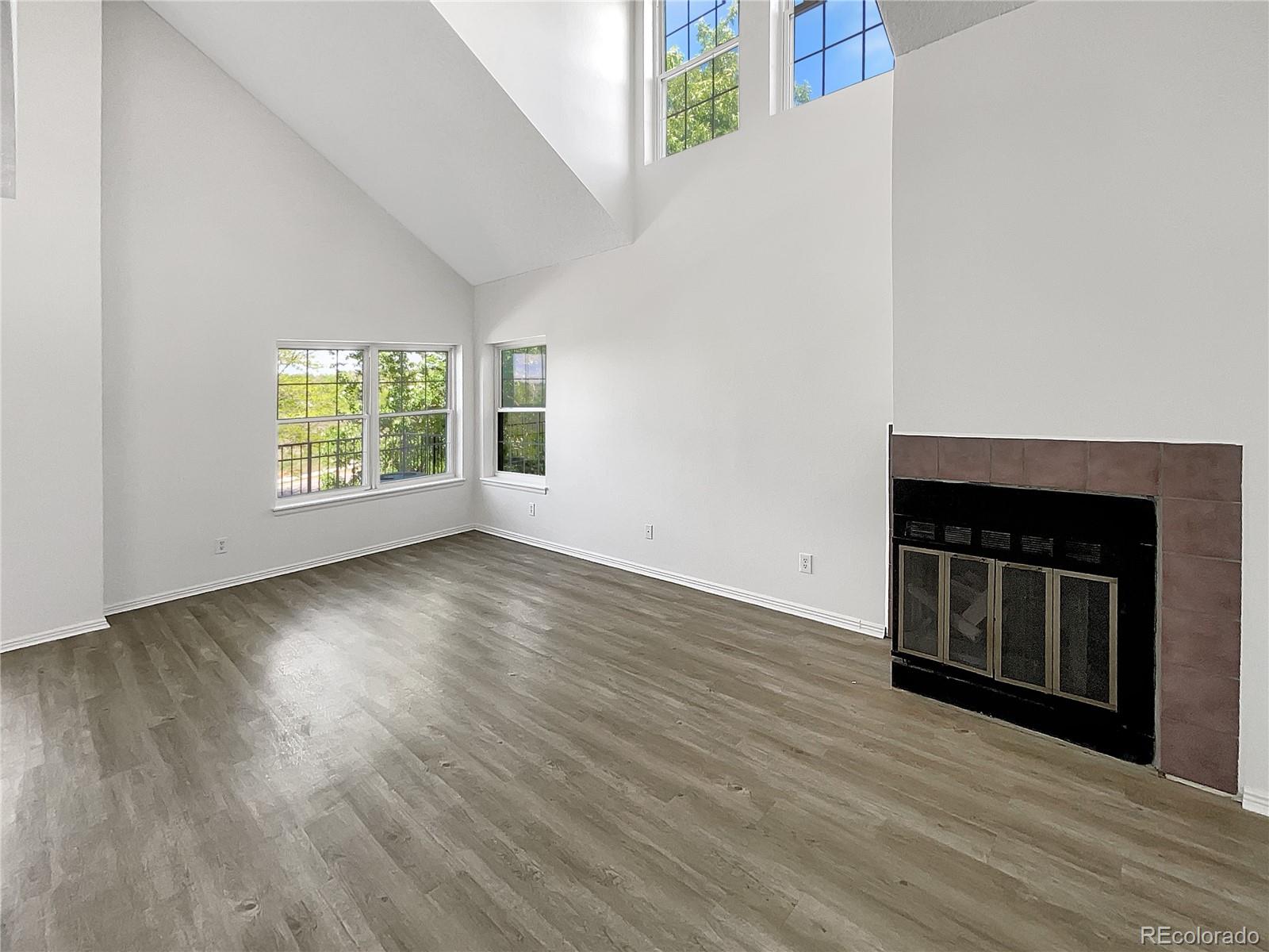 6731 S Ivy Way Unit: B4