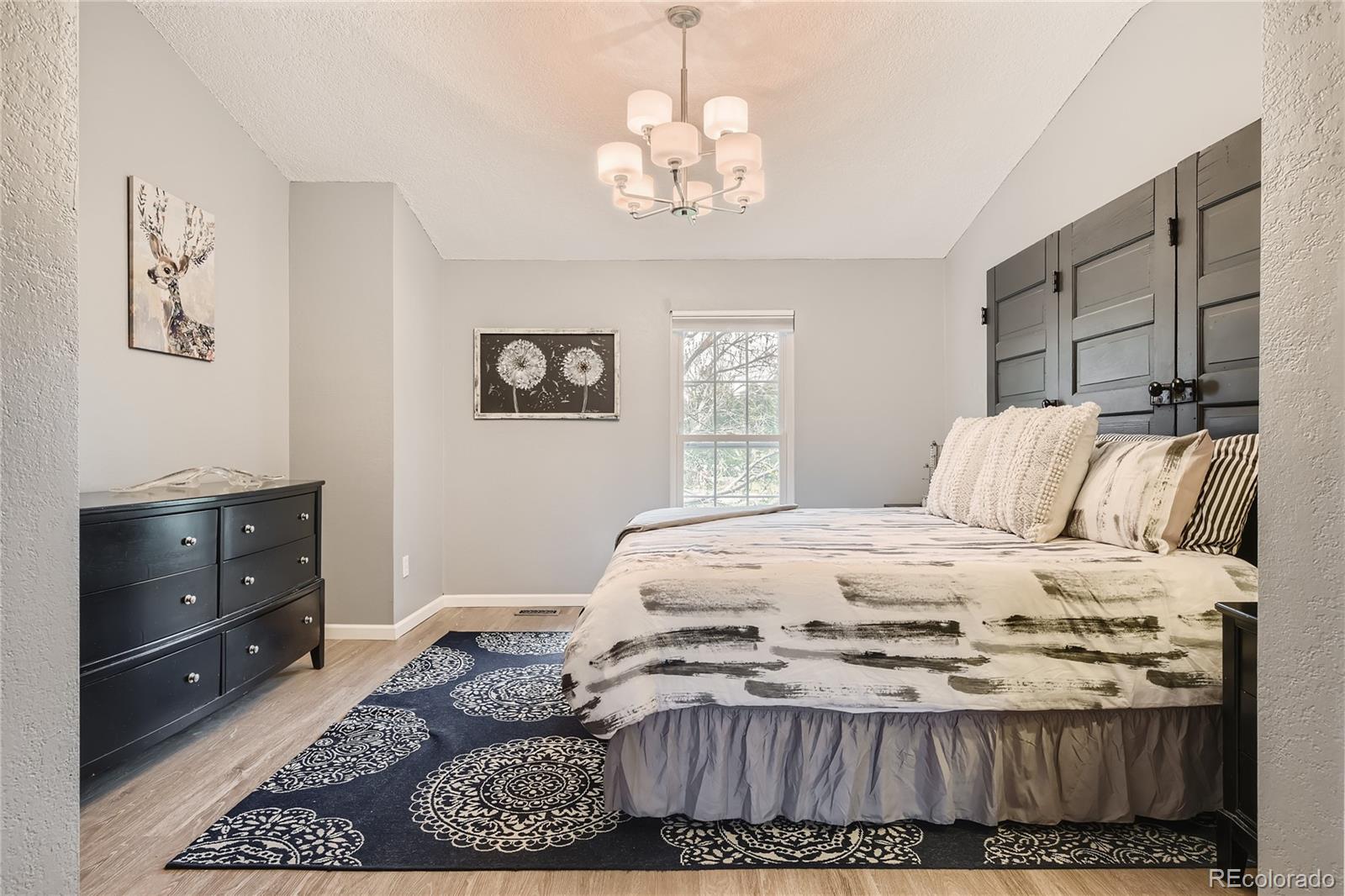 8104 S Fillmore Circle