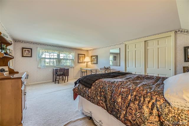 13 Wedge Way