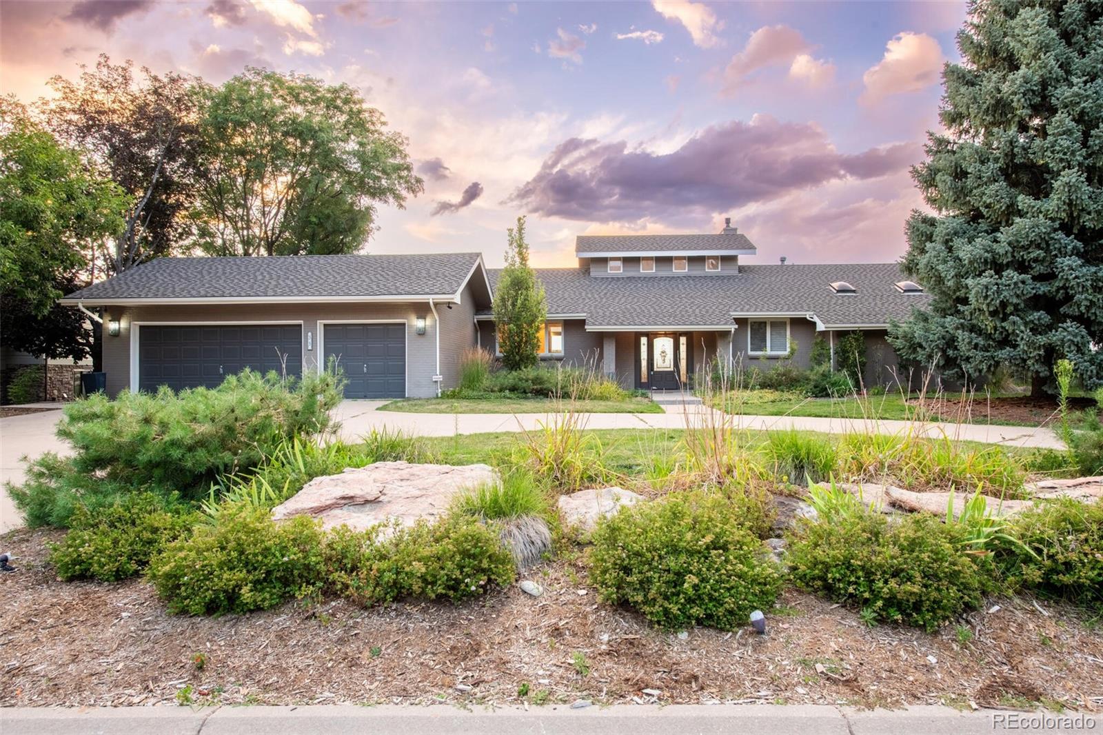 35 Falcon Hills Drive