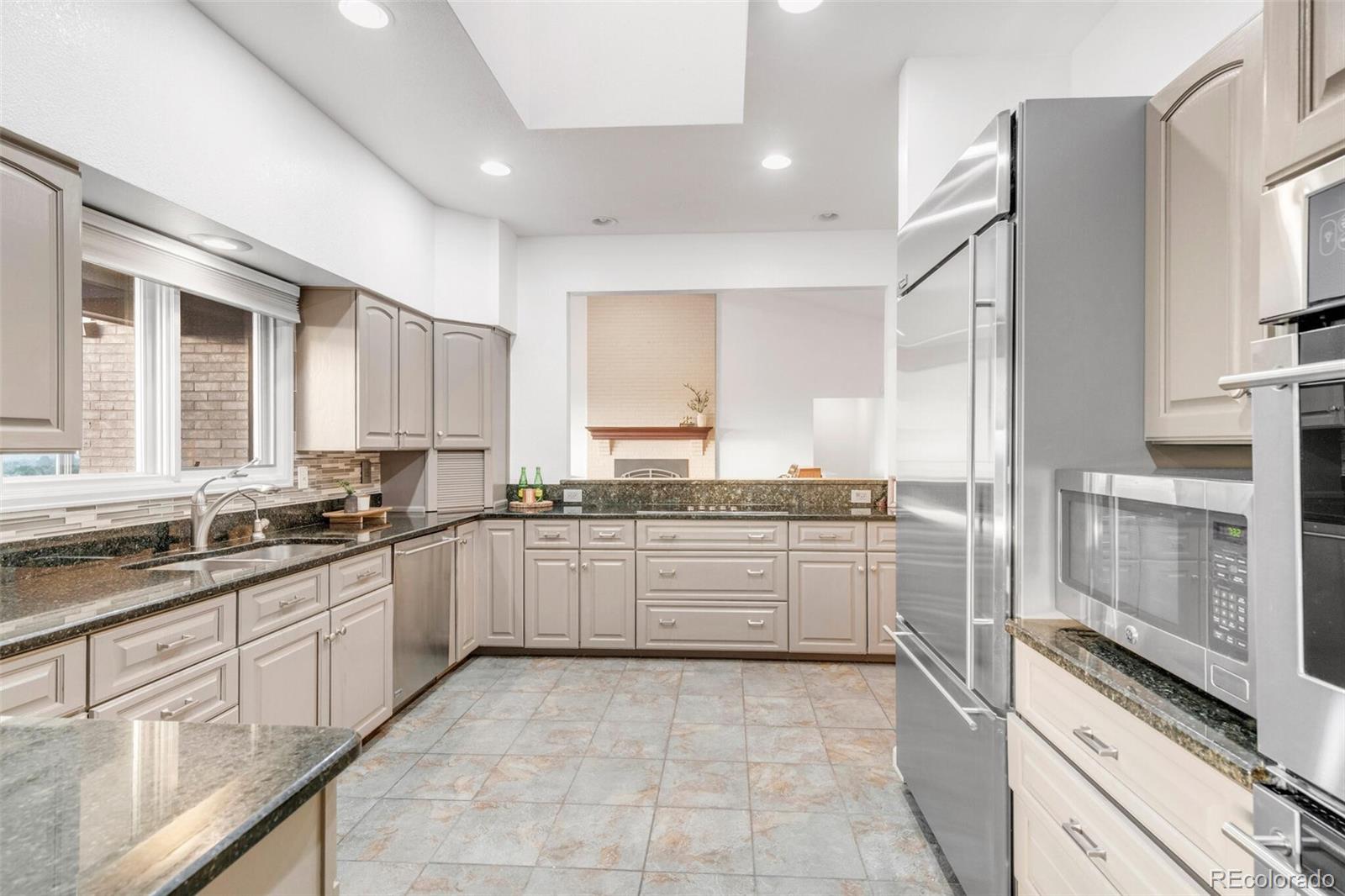 35 Falcon Hills Drive