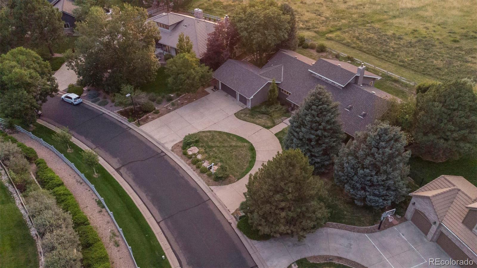 35 Falcon Hills Drive