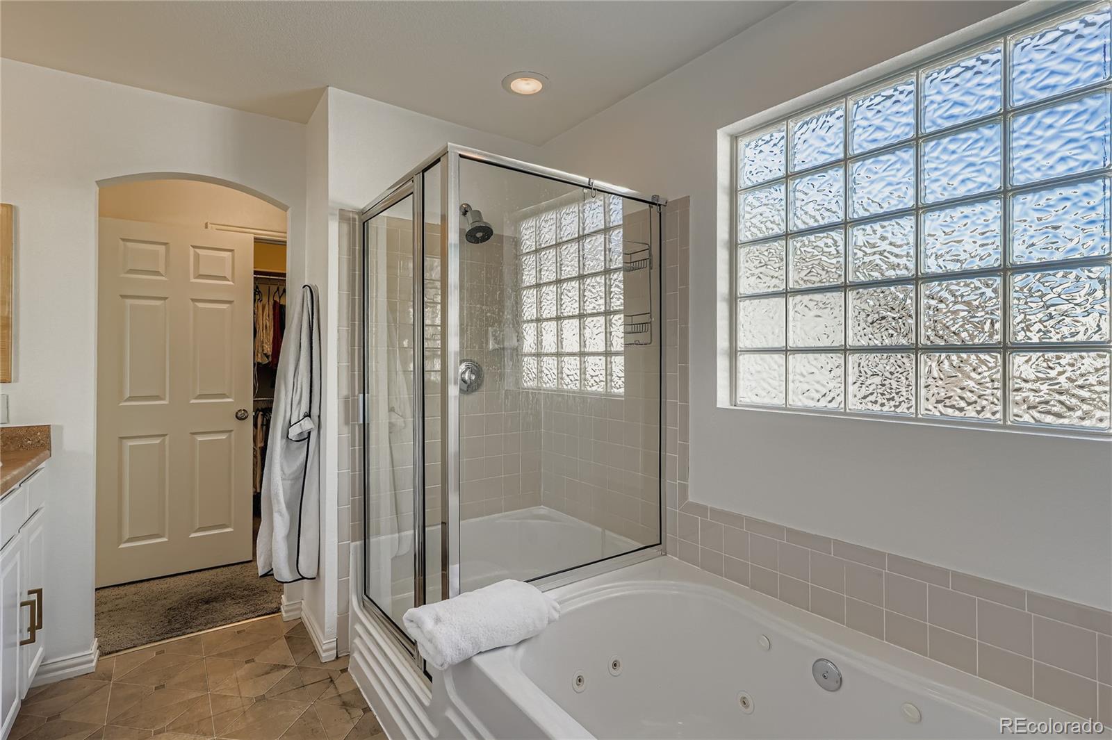 8300 Fairmount Drive Unit: TT104