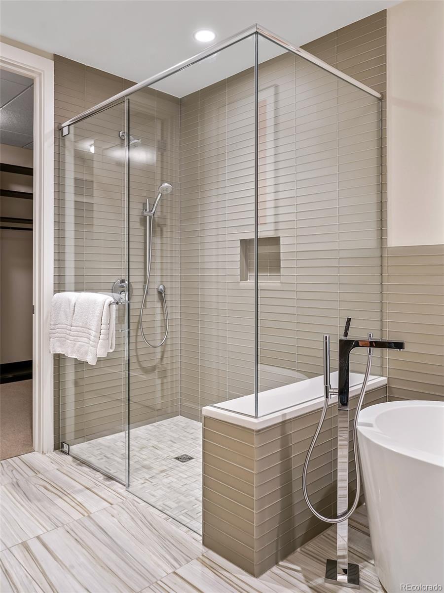 250 Columbine Street Unit: 307