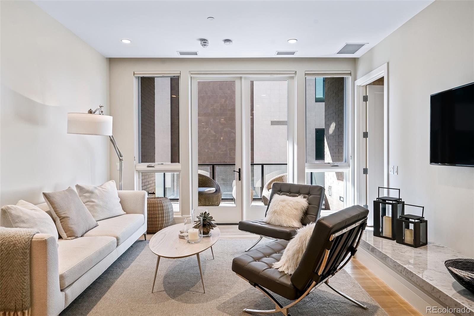 250 Columbine Street Unit: 307