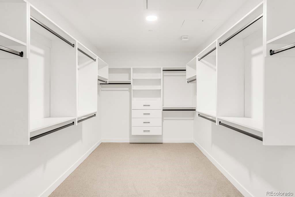 3520 Chestnut Place Unit: PH-1201