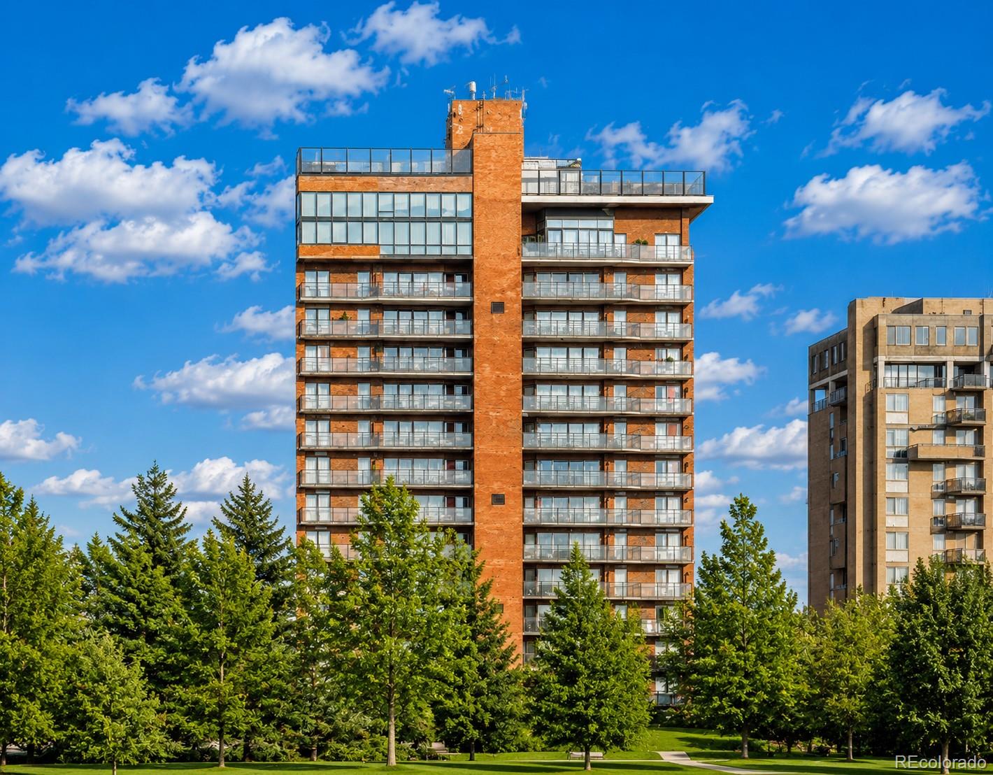 1133 Race Street Unit: 16B-L