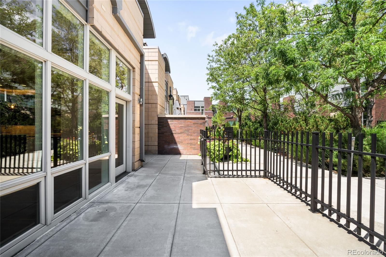 2133 18th Street Unit: RL