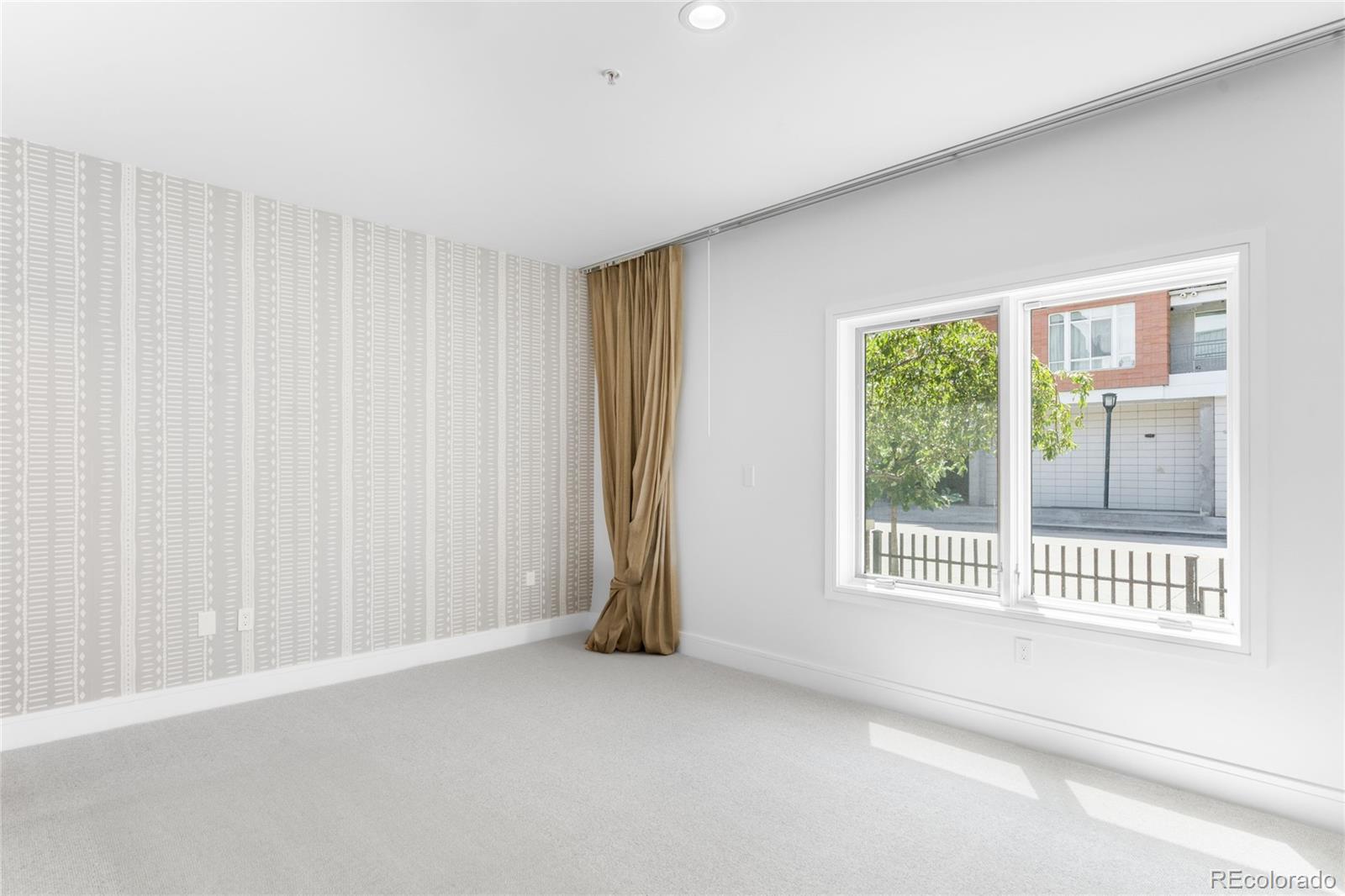 2133 18th Street Unit: RL