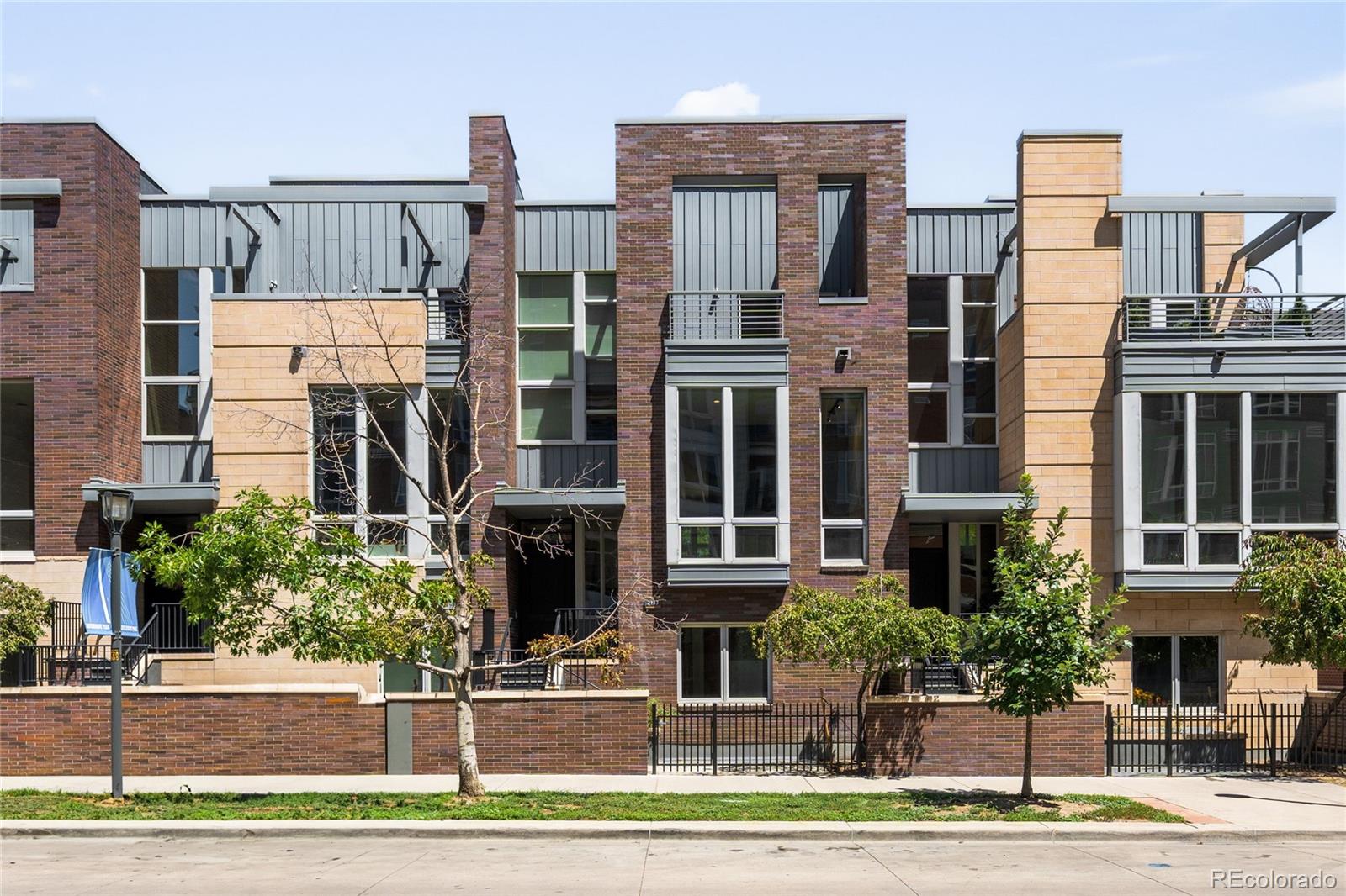 2133 18th Street Unit: RL