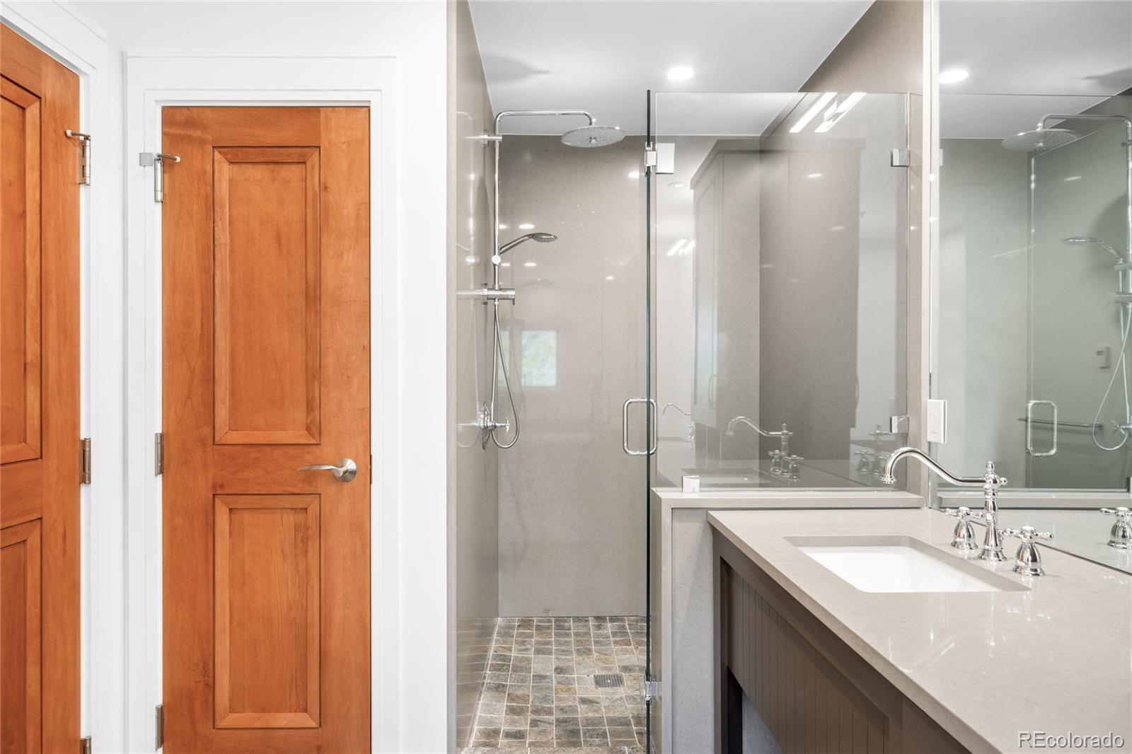 2133 18th Street Unit: RL